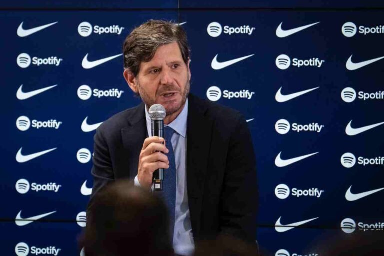 Mateu Alemany and FC Barcelona inform 3 players who will leave the club this summer Mateu Alemany and FC Barcelona inform 3 players who will leave the club this summer